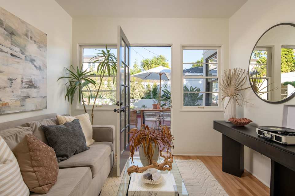 2729 Nutmeg Place North Park Sally Schoeffel & Elizabeth Callaway