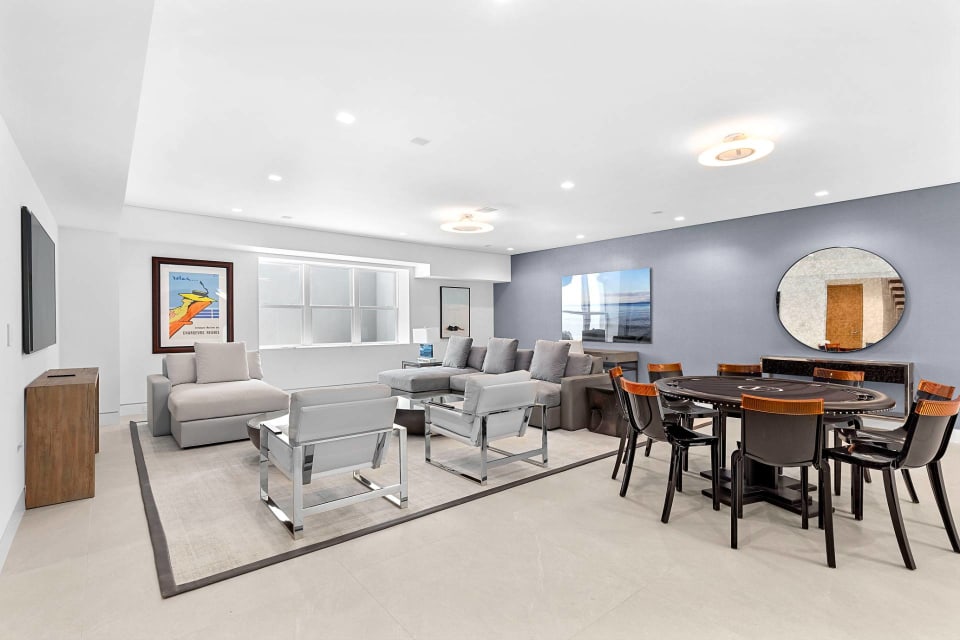 5 Agnew Avenue Montauk, NY 11954 6 Beds, 7.5 Baths BeemHamptons