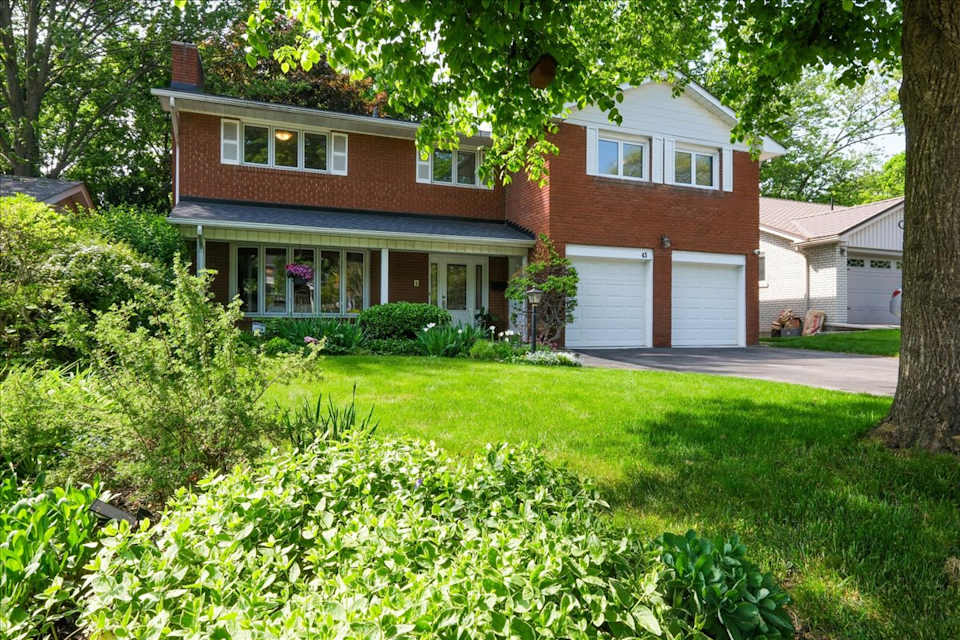 Markland Wood Real Estate Listing Kevin Crigger Real Estate Team