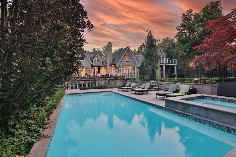 319 Balsam Drive, Oakville, Canada