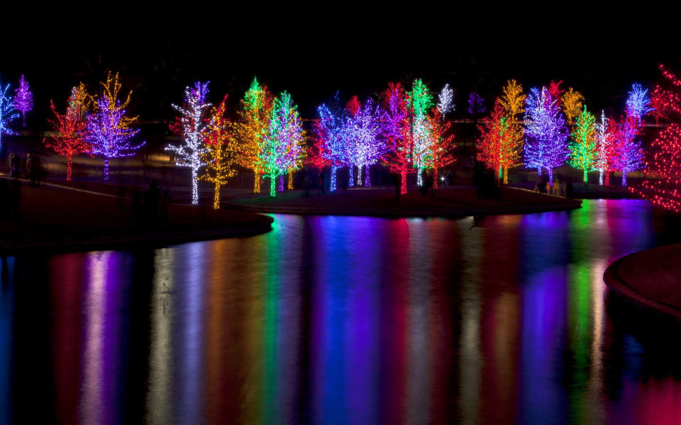 Best Christmas Lights and Events in Loudoun