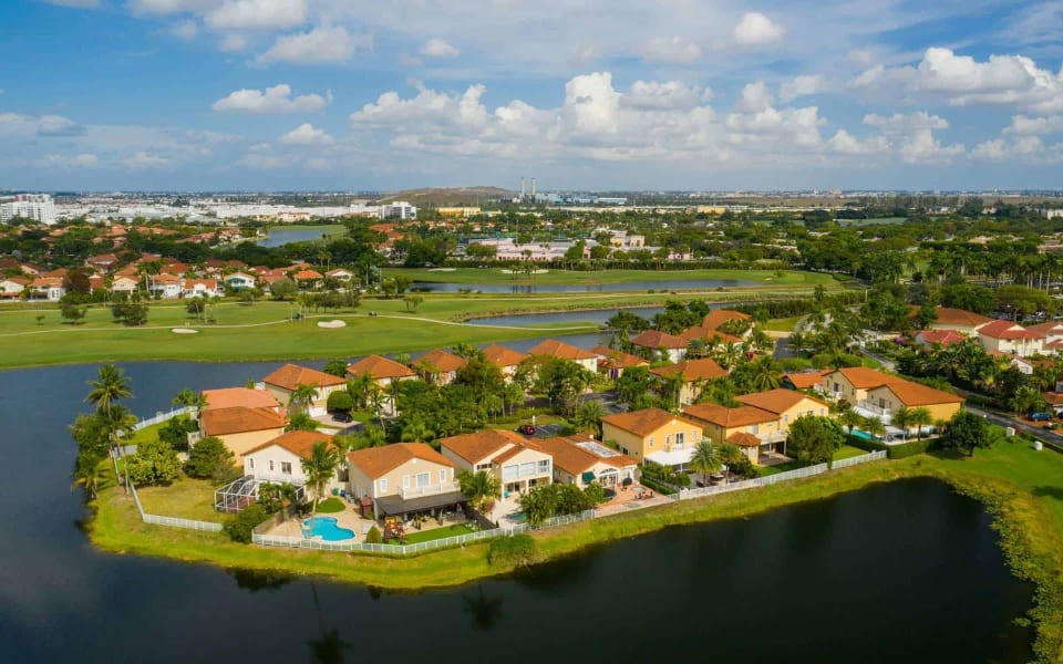 Pembroke Pines Community Guide