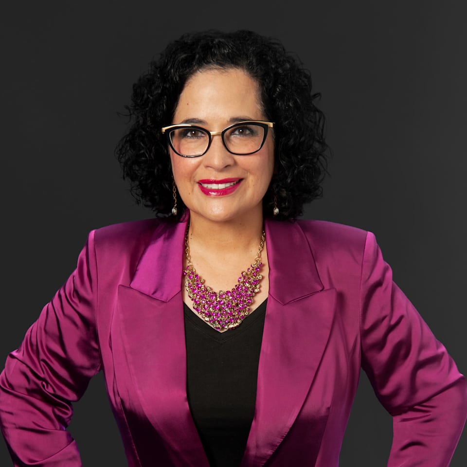 new-agent-photo-stephanie-lebeau