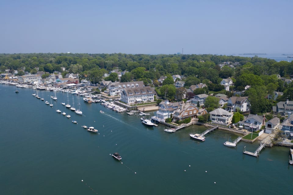 Compass Greater CT Q2 2021 Market Data Sarsen Team Greenwich CT