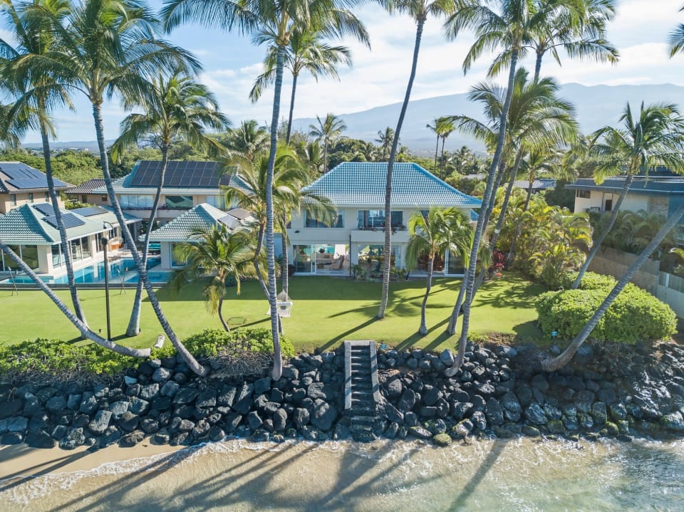 Riette Jenkins Maui Real Estate Expert