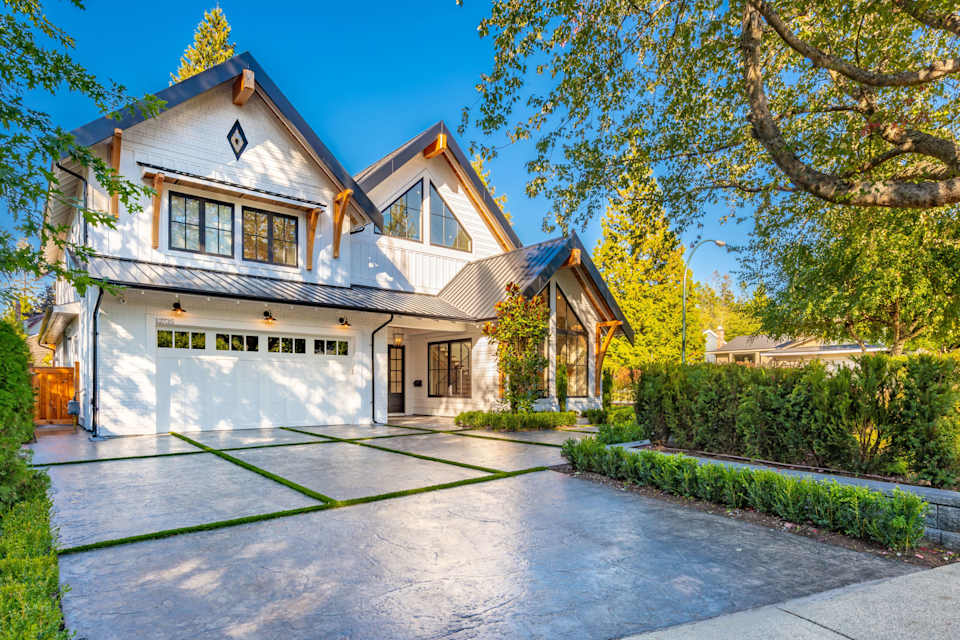 Bakersfield, CA Neighborhood Guide Team Busby