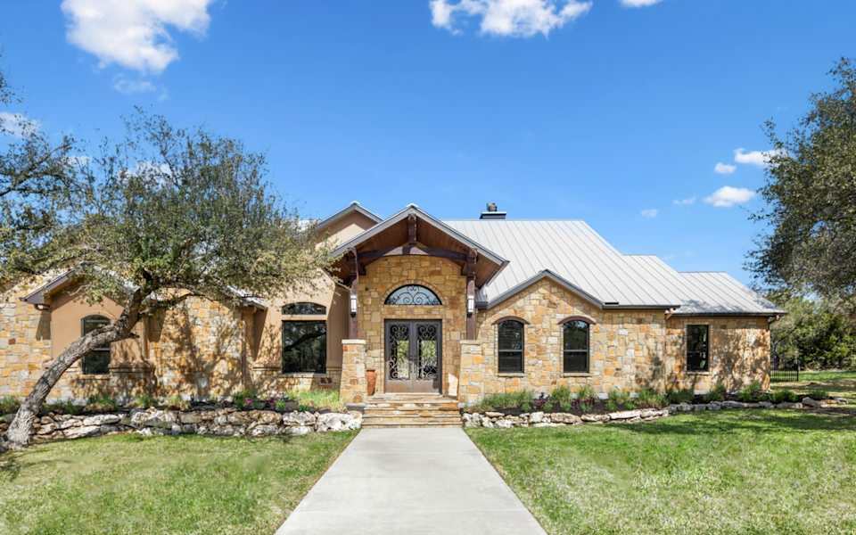 9 Best Neighborhoods to Live in Texas Hill Country