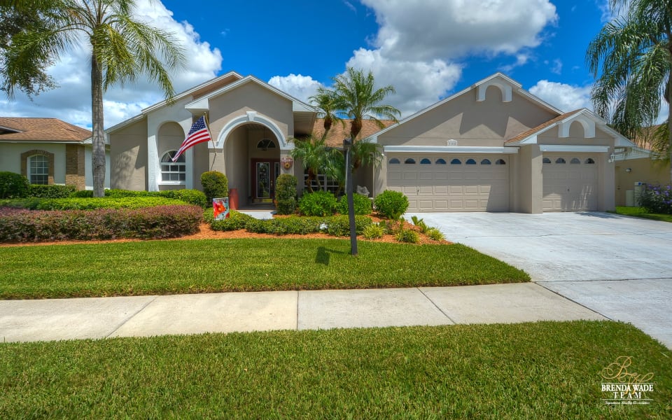 Sold 2108 Golf Manor Blvd