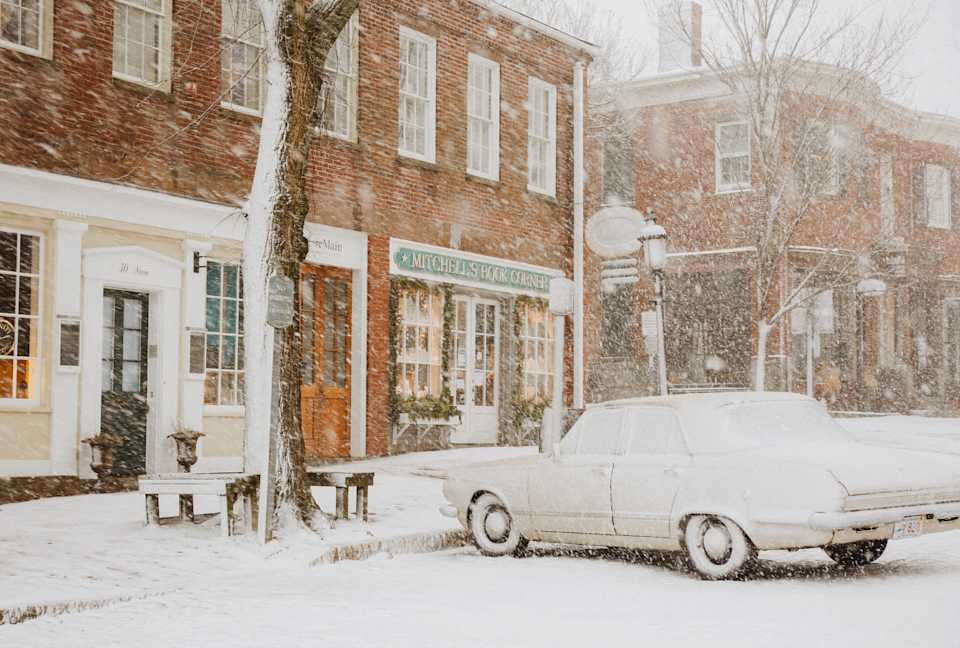A Holiday Gift Guide Nantucket Style