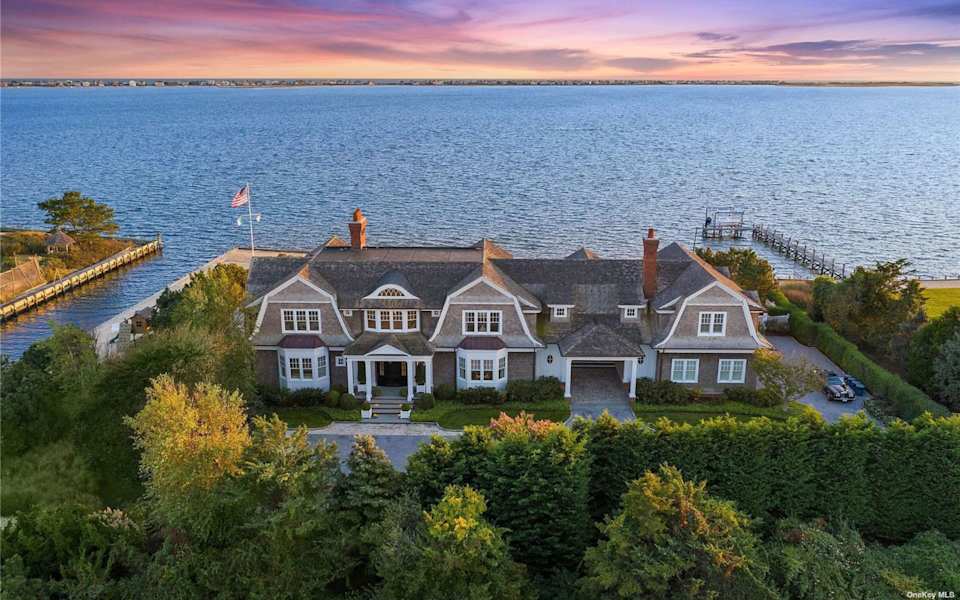 Remsenburg Neighborhood Guide