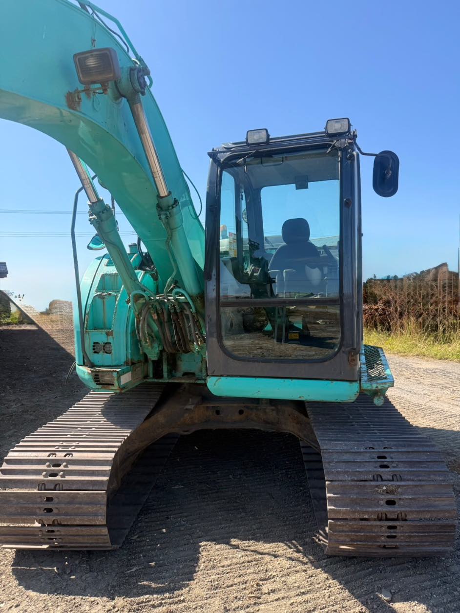 KOBELCO SK135SR-2