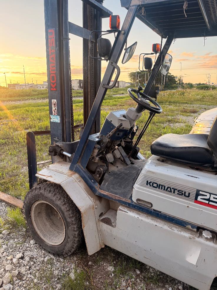 KOMATSU Foklifter 25 画像 5