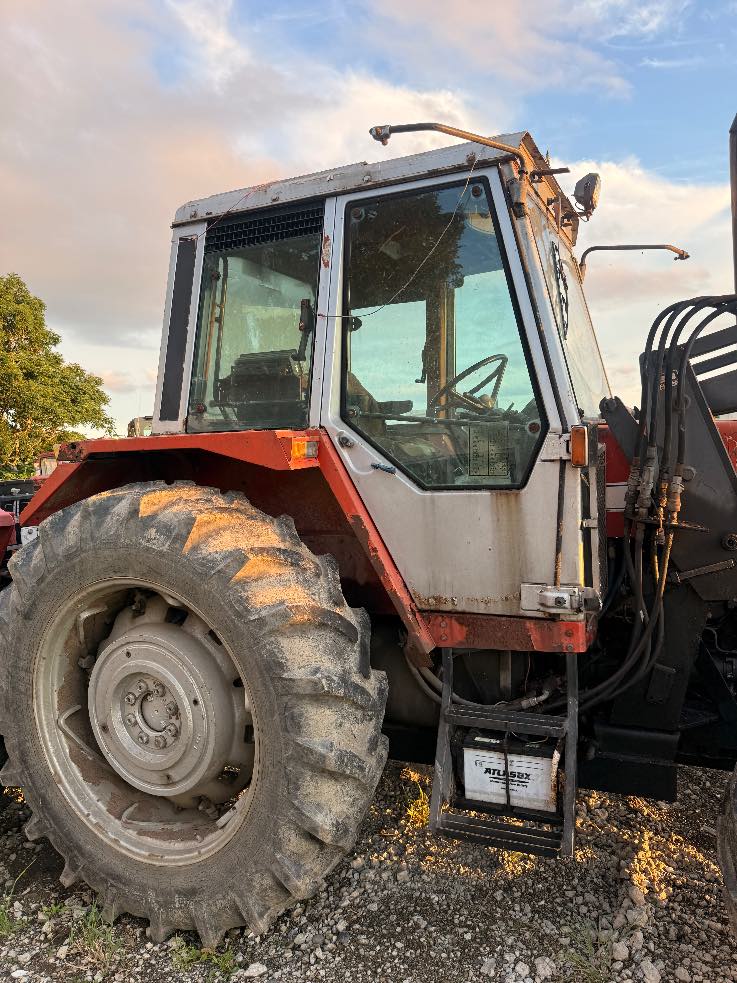 Massey Ferguson 698T 画像 3