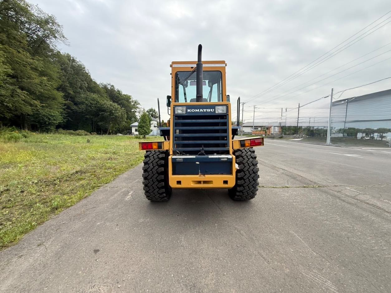 KOMATSU WA100-1 画像 3