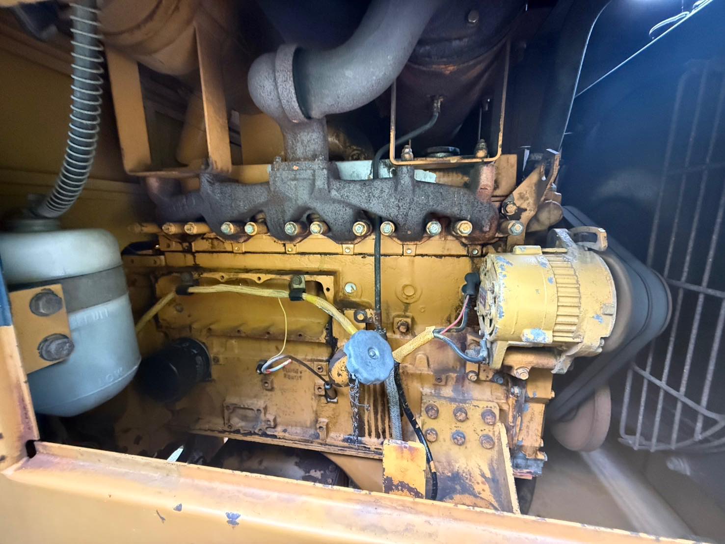 KOMATSU WA100-1 画像 11