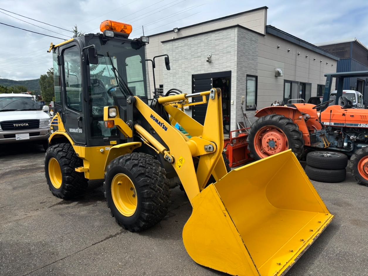 KOMATSU WA40-6 画像 2