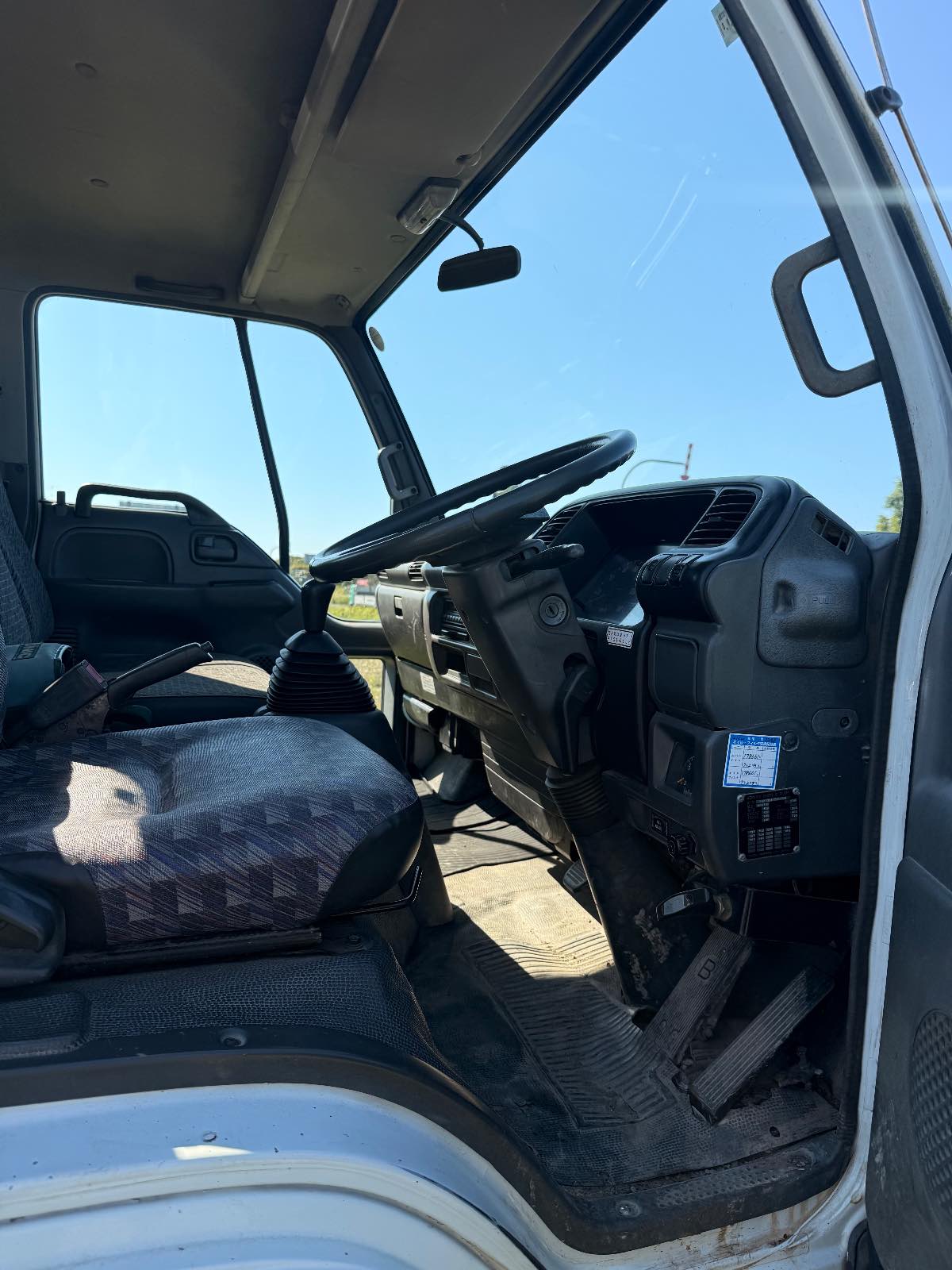 ISUZU UNIQUE TRUCK 画像 7