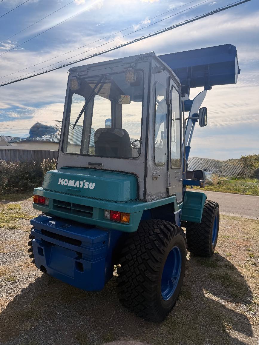 KOMATSU WA40-3E 画像 4