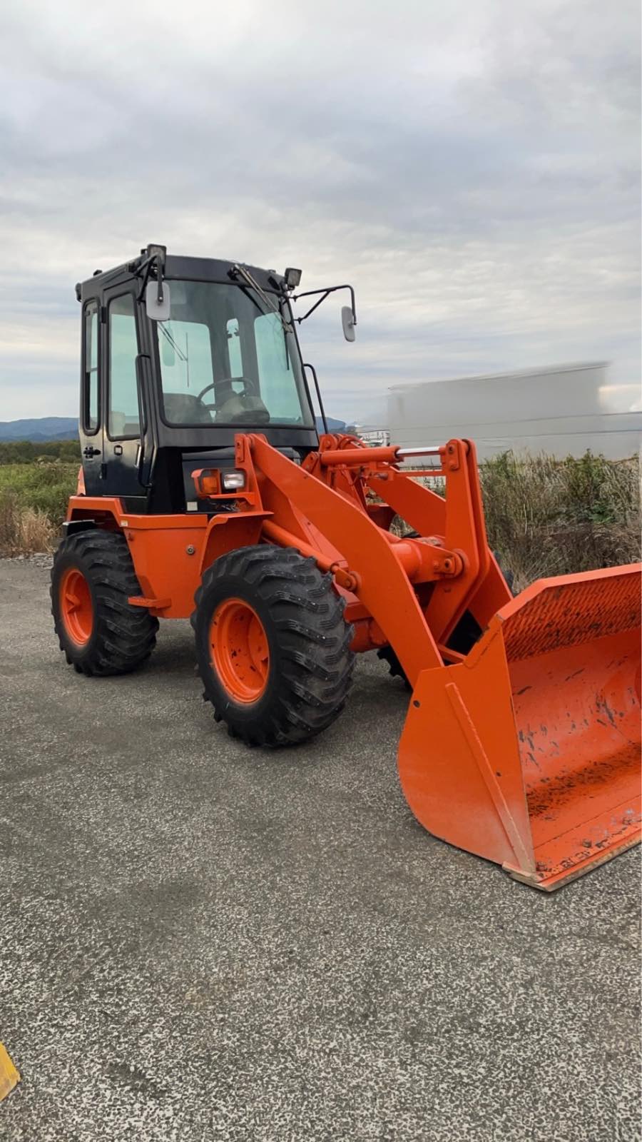 HITACHI LX30-3 画像 4