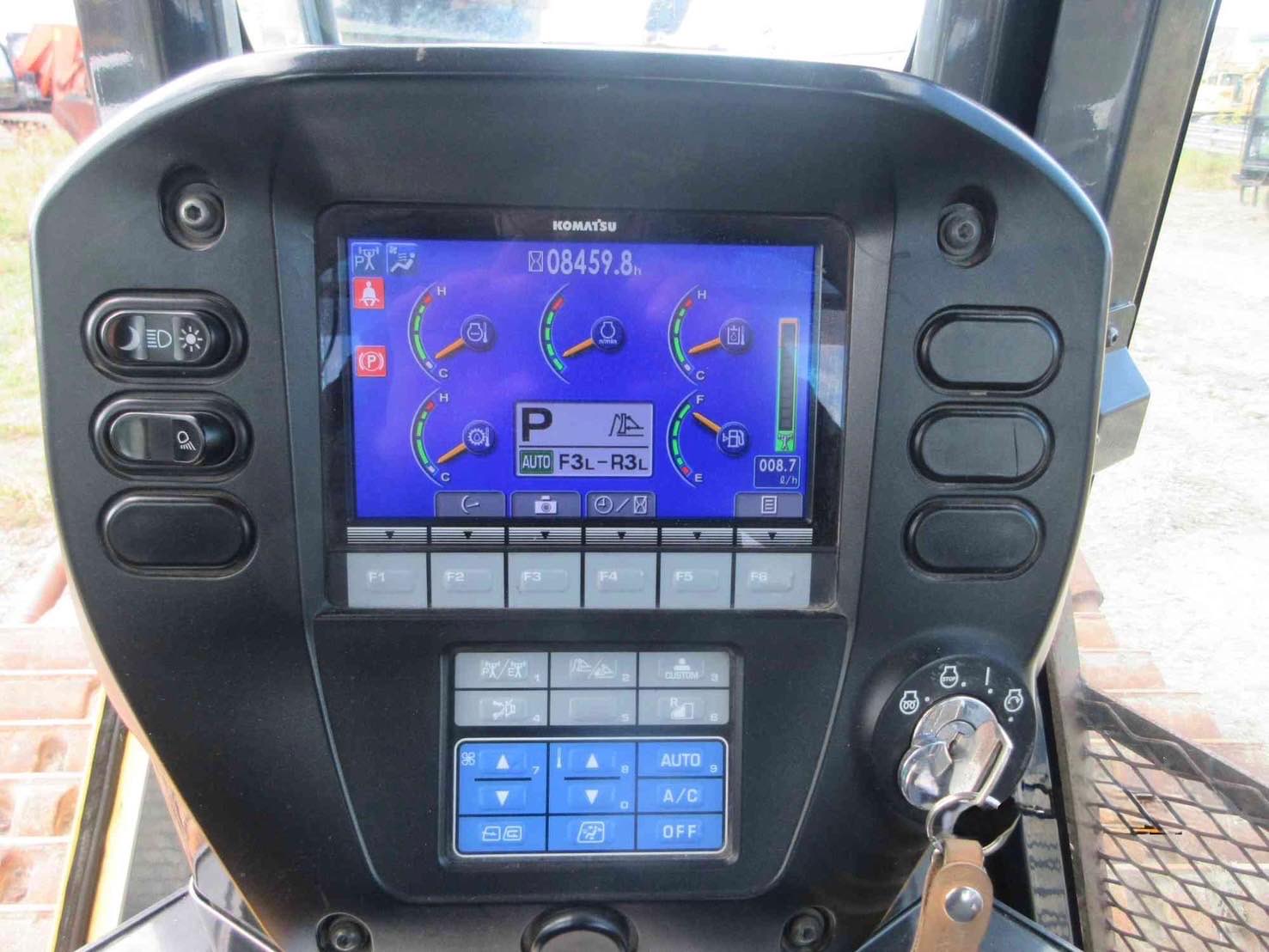 KOMATSU D65PX 画像 14