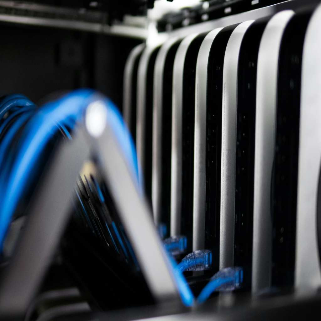 nas vs san: server equipment