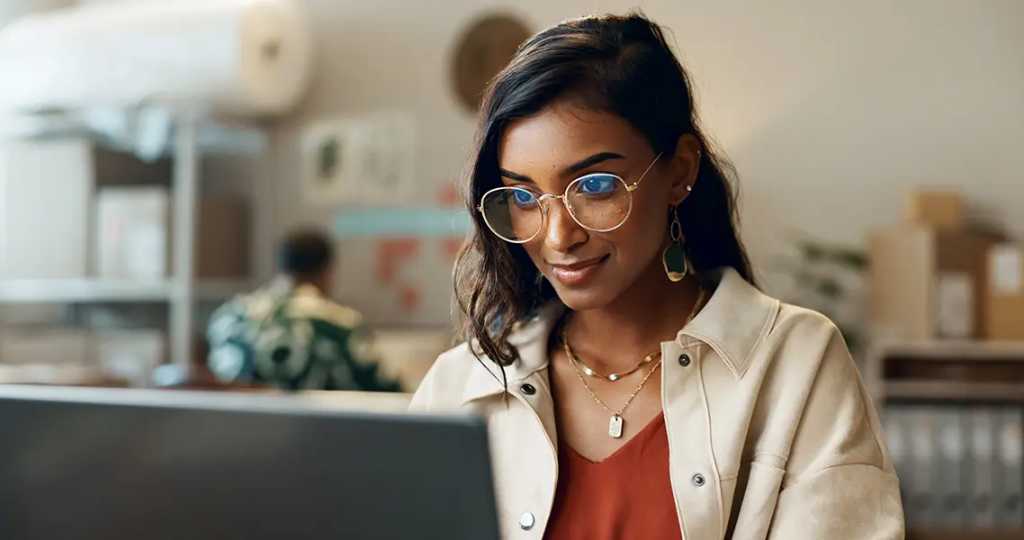 Woman gets online to manage her Windows hosting account