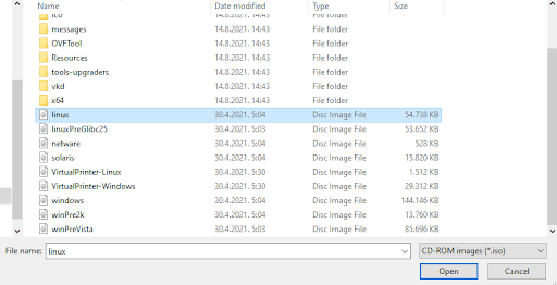 Selecting the iso disc image of the desired operating system.