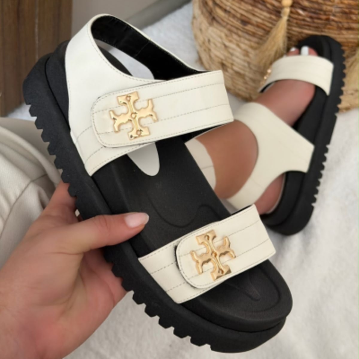 Sandalia Tory