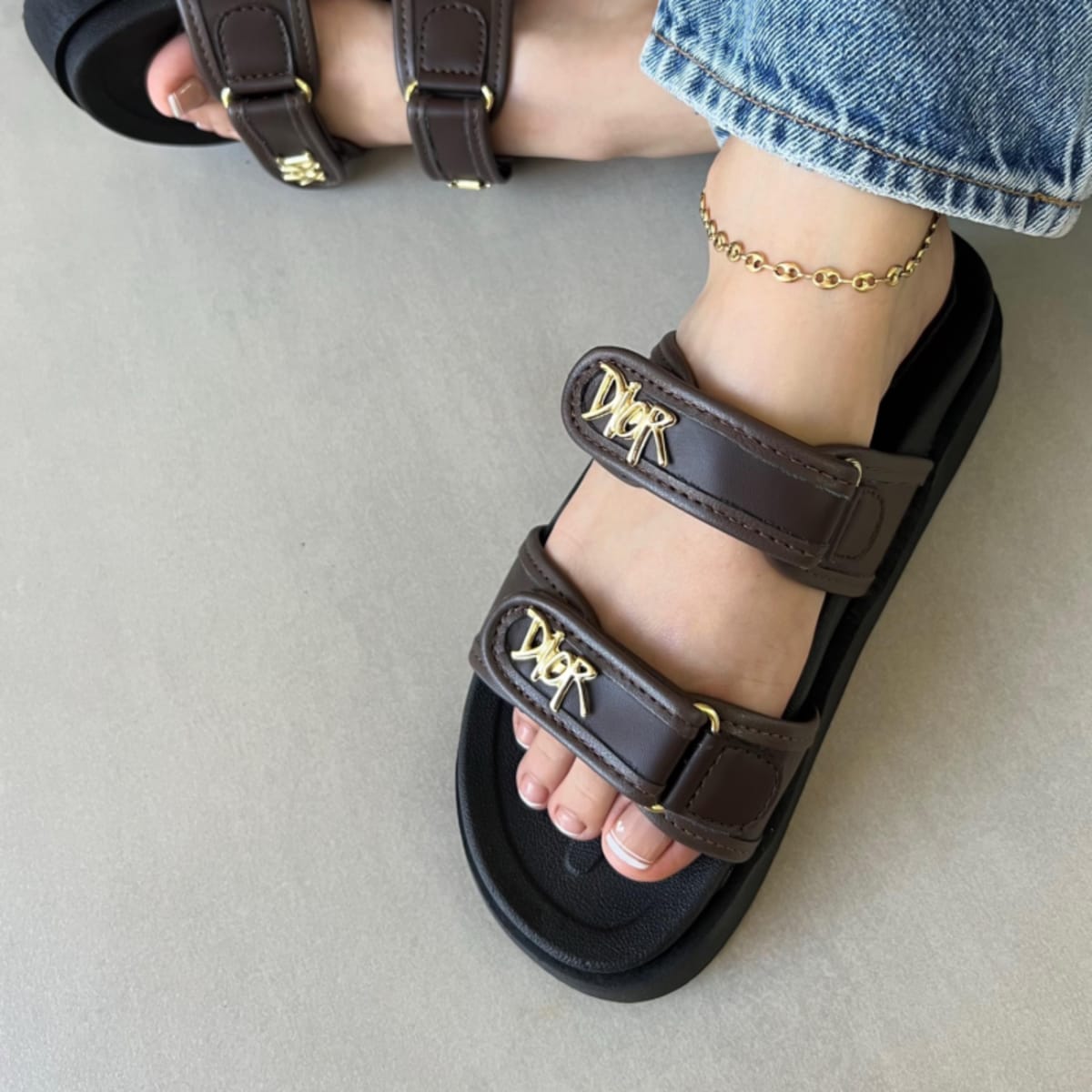 Sandalia Roma