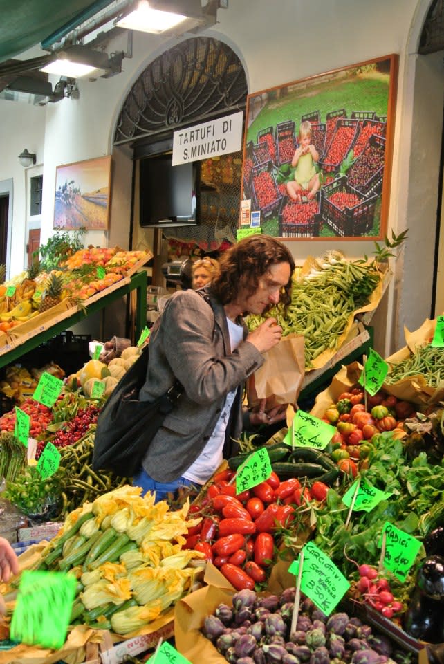 Shopping #local produce Tuscany