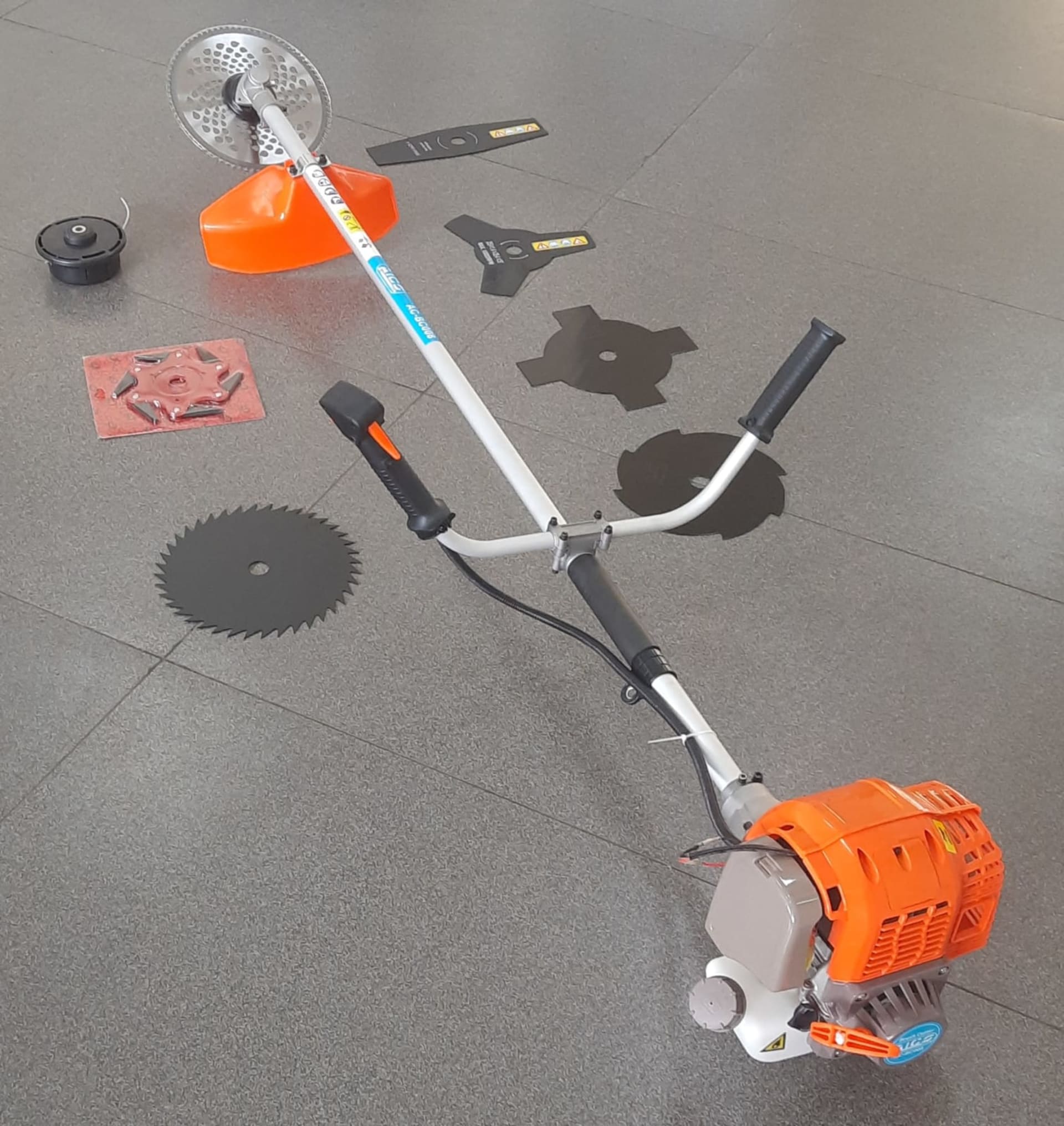 Hawking 4-Stroke Petrol Brush Cutter with 8 Blades