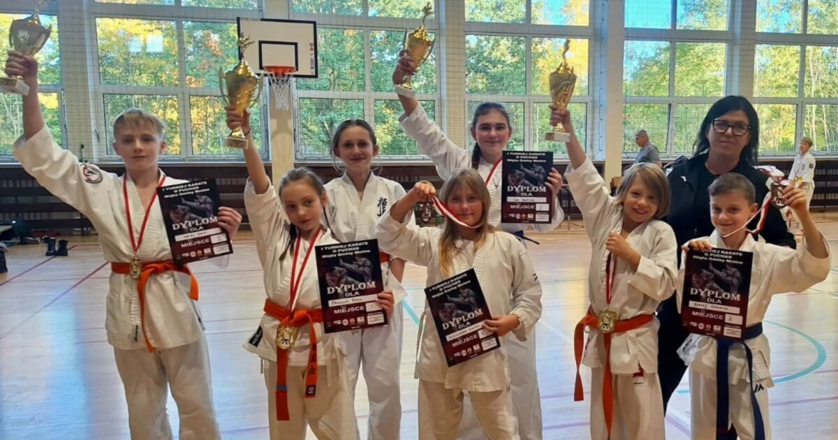 Sześć medali dla Buskiej Szkoły Karate Kyokushin w Mniowie Sześć medali dla Buskiej Szkoły Karate Kyokushin w Mniowie
