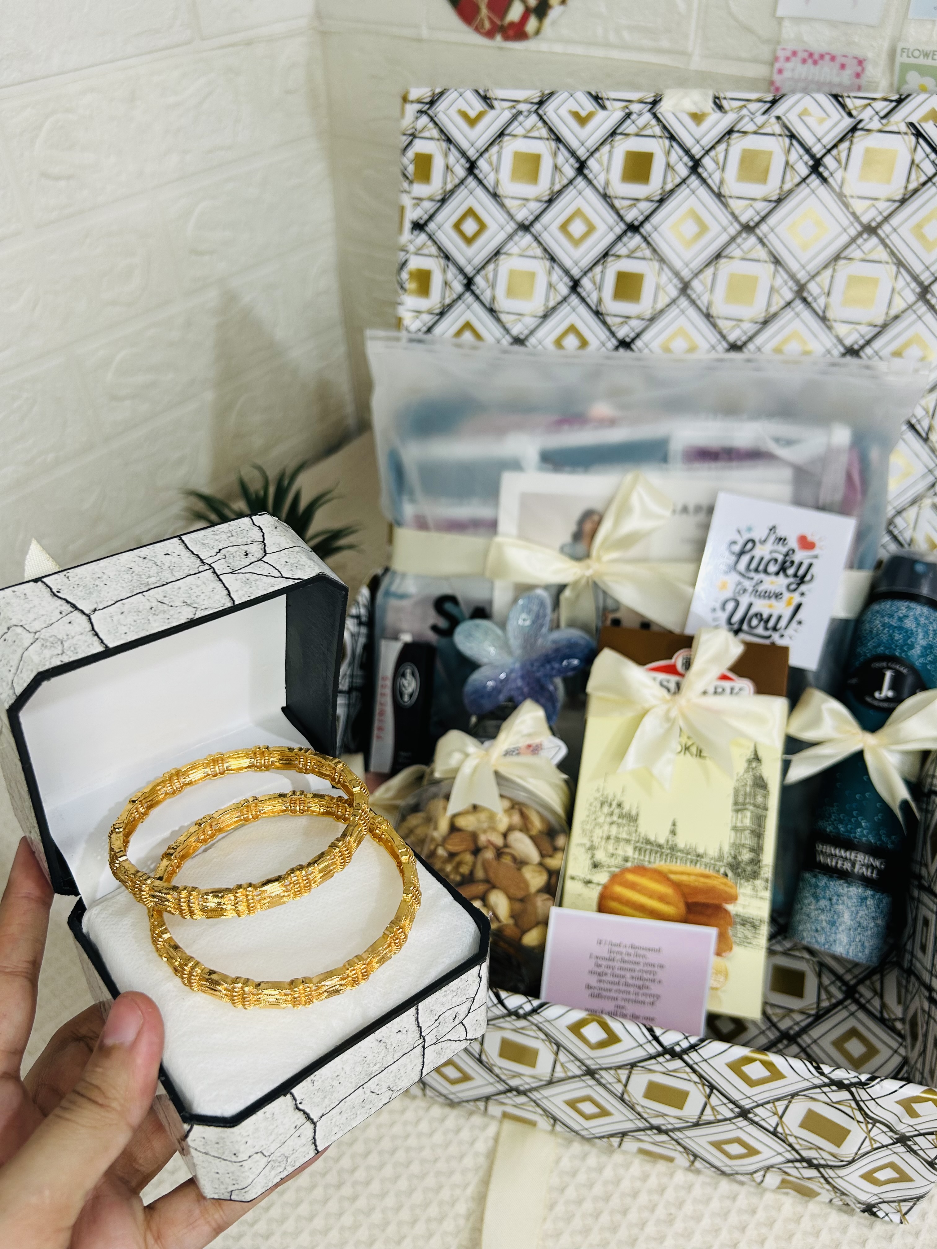 Gift Box For Mother | customisable Gift hamper photo 3