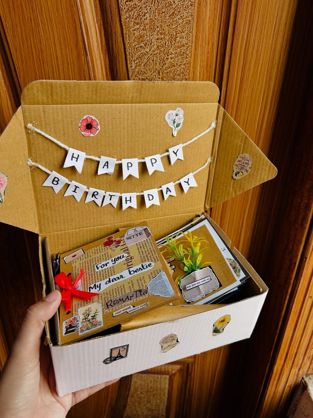 Vintage theme gift box, Handmade cards and customise notes for chocolates photo 5