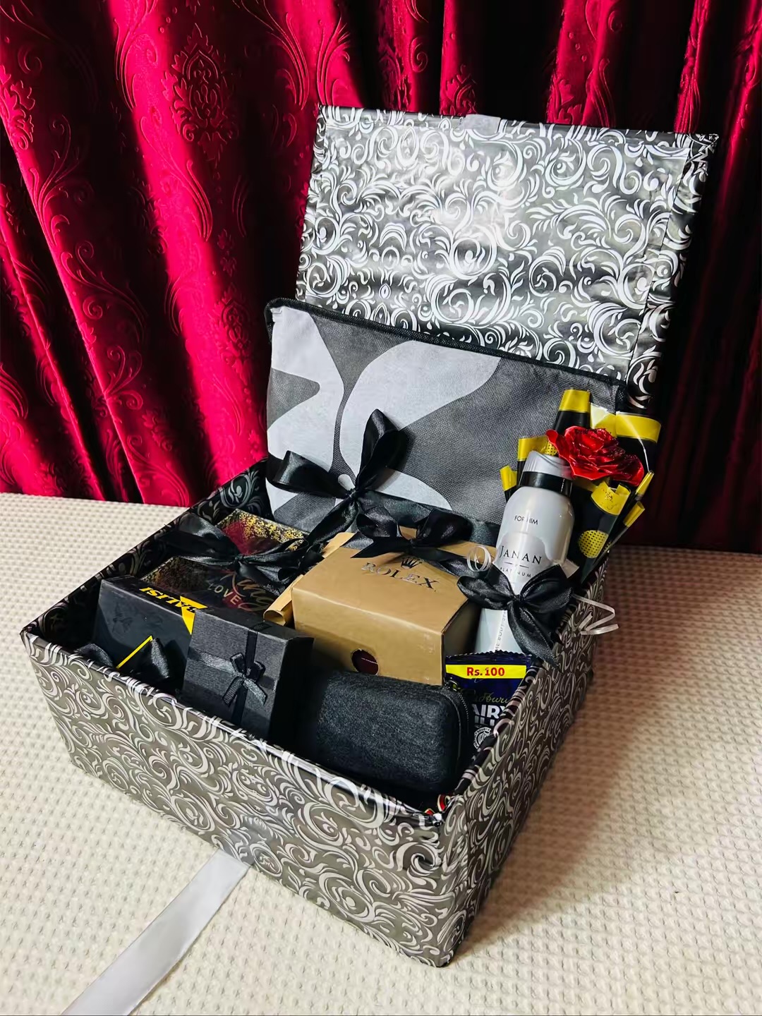 Luxury Gift Hamper for Mens photo 3