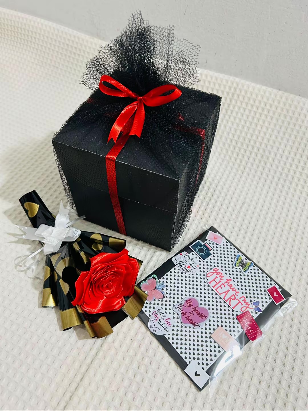 Explosion box with Bouquet and Card | Chocolate Gift photo 4