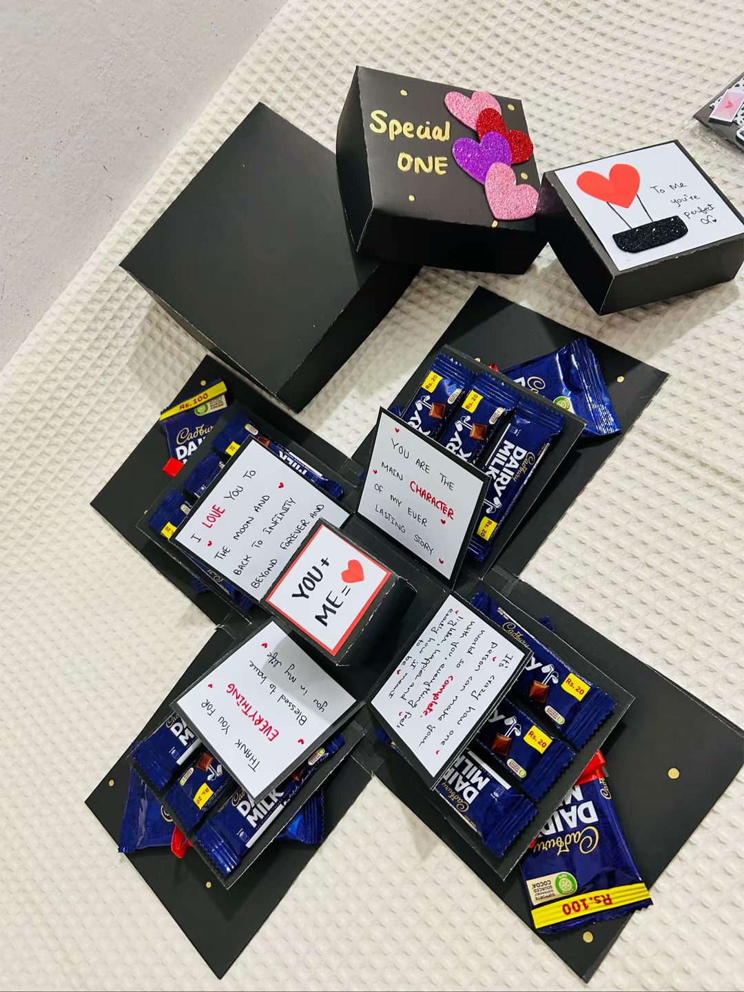 Explosion box with Bouquet and Card | Chocolate Gift photo 2