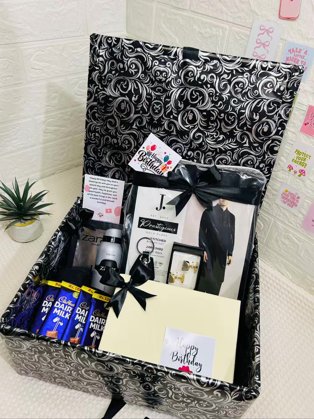 Premium Hamper For Mens | Branded Gift Box photo 4