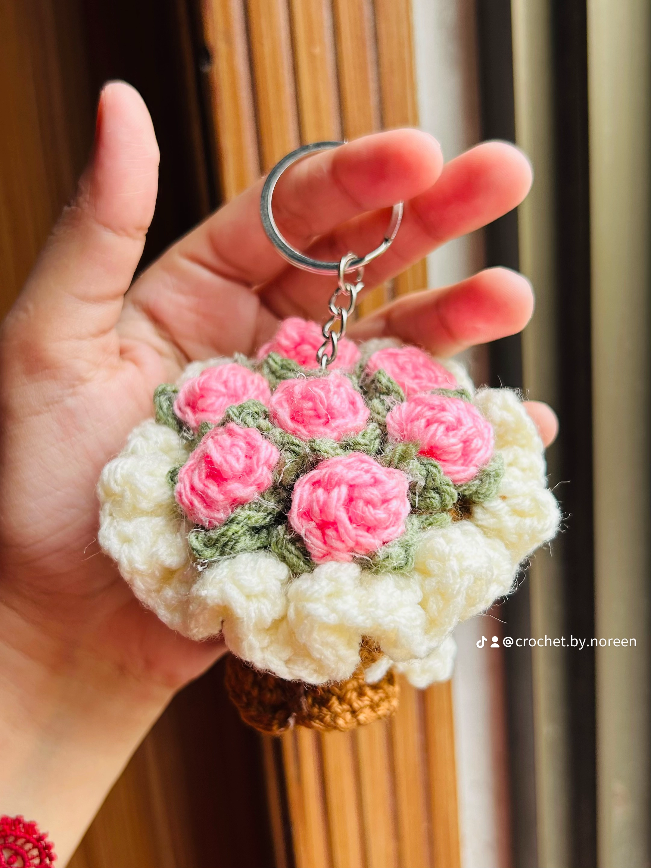 Mini Bouquet key chain , Crochet Key chain photo 3