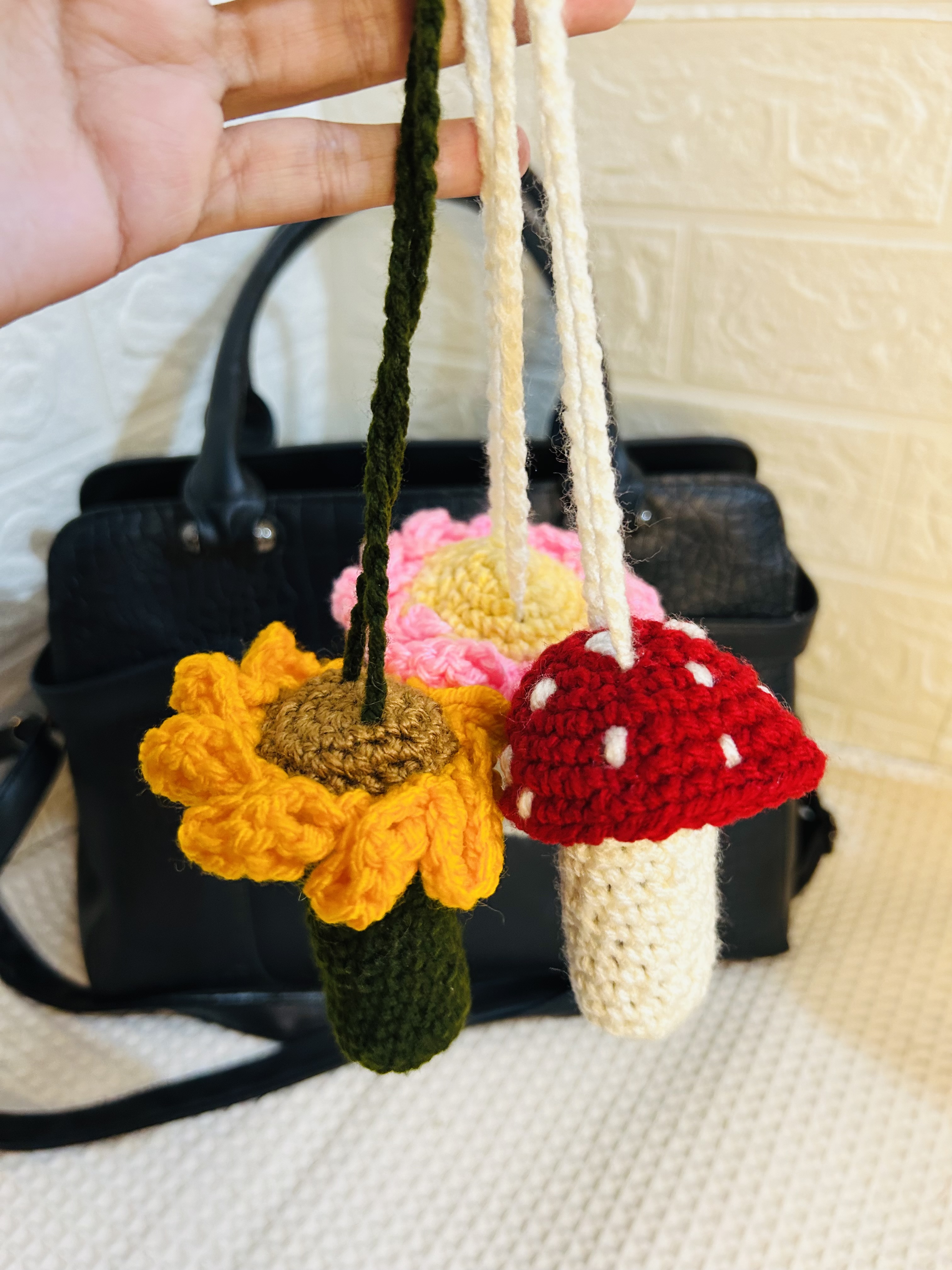 Crochet Lipstick Holder photo 4