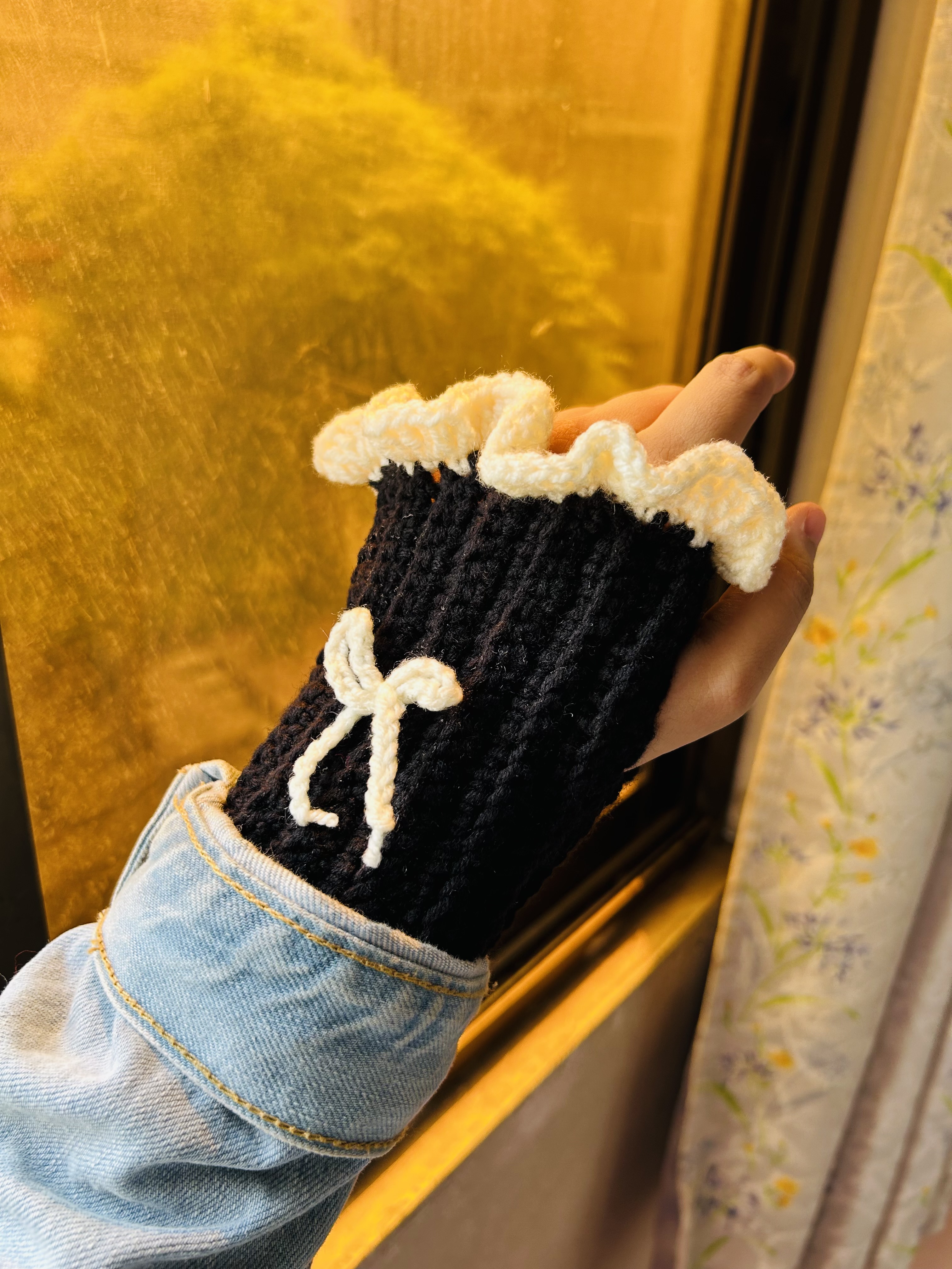 Crochet Mittens photo 3