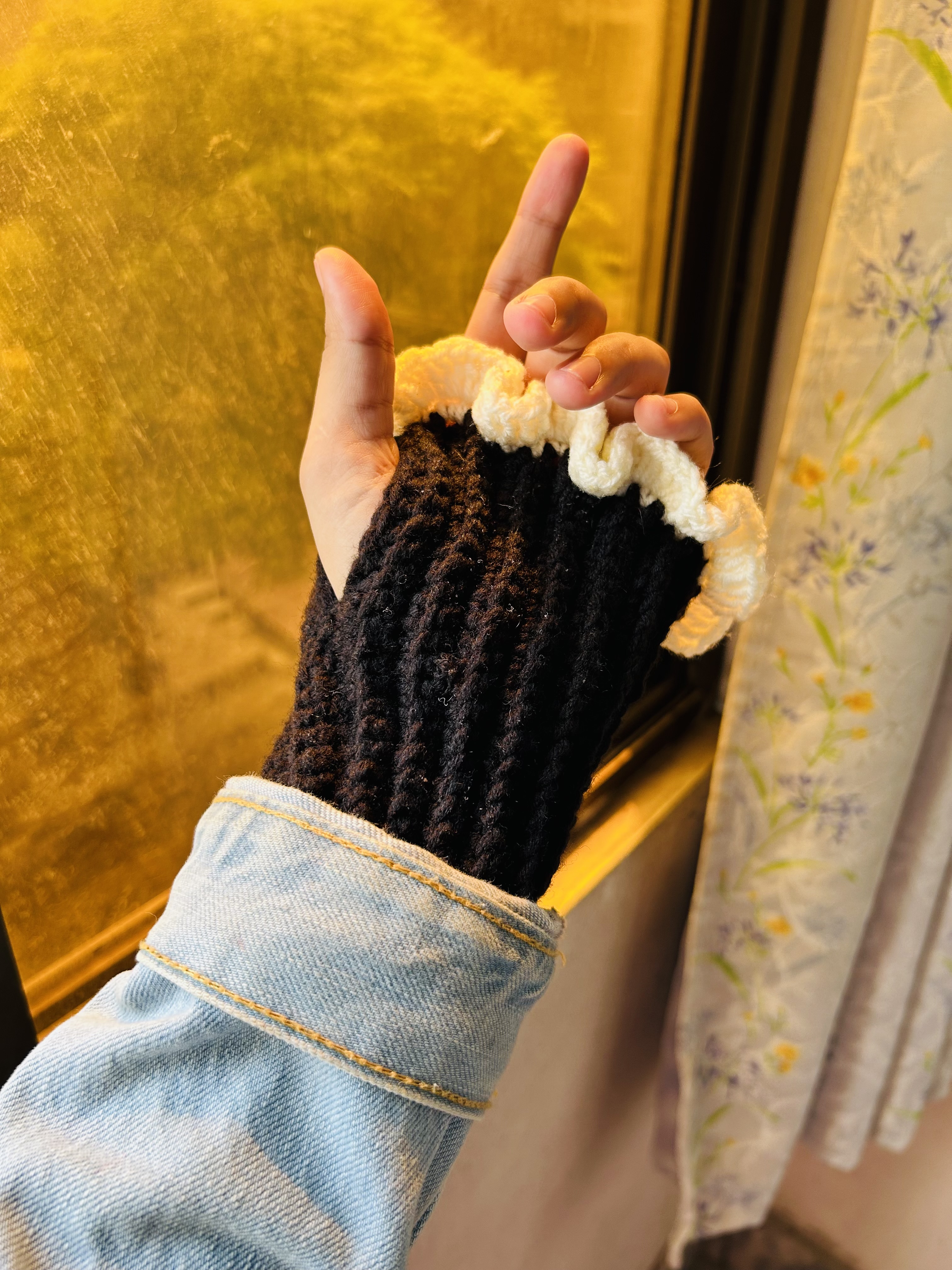 Crochet Mittens photo 4