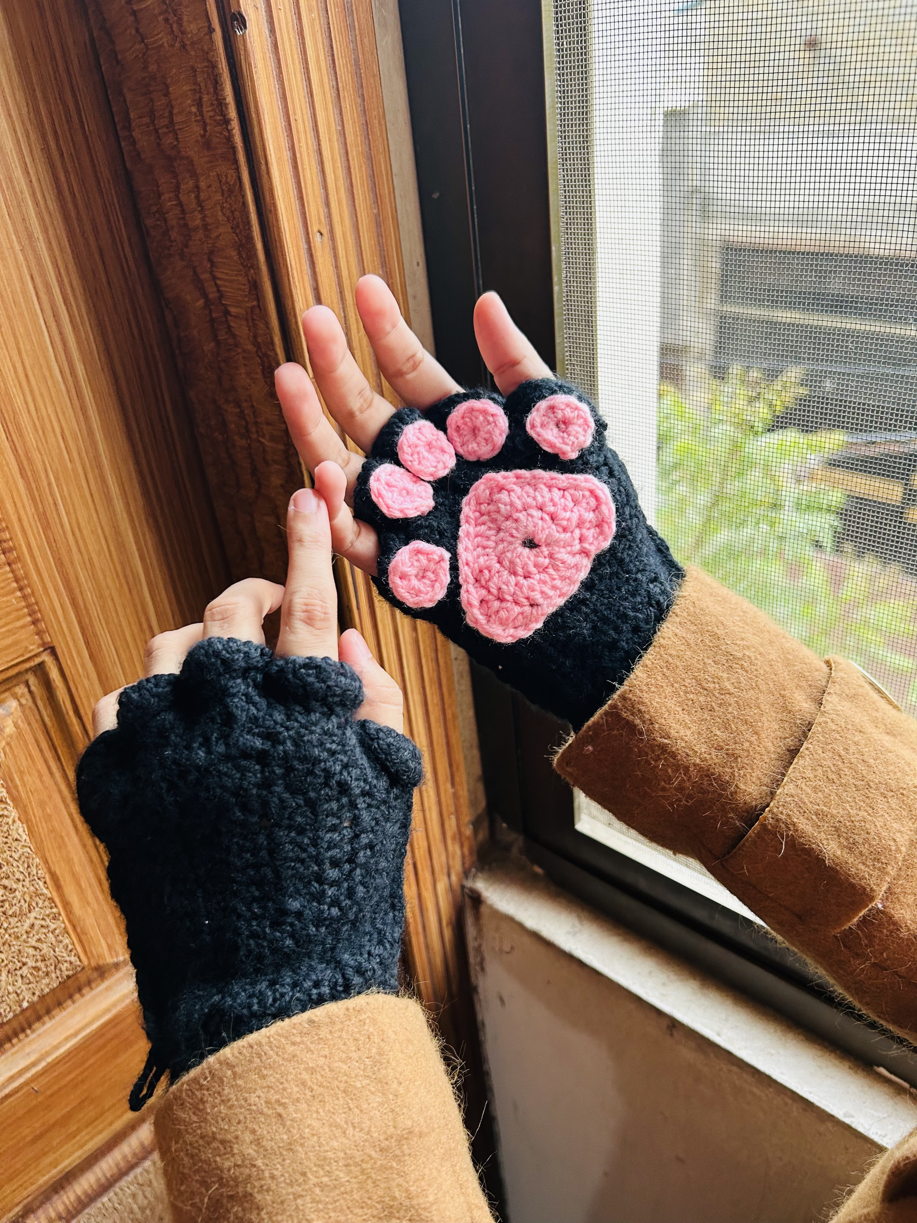 Cat paw Gloves photo 5