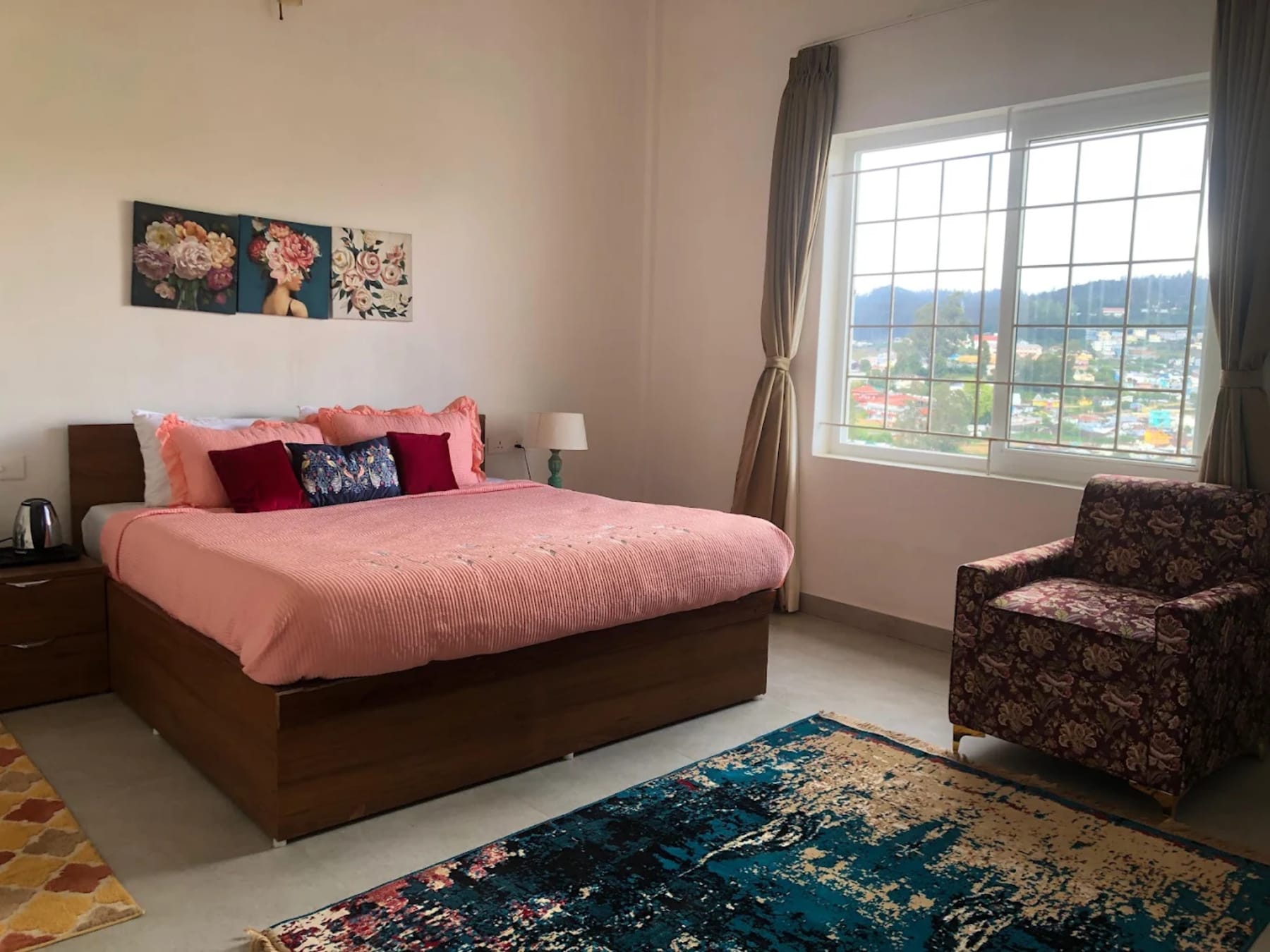 Modern bedroom in The Lake House villa Ooty