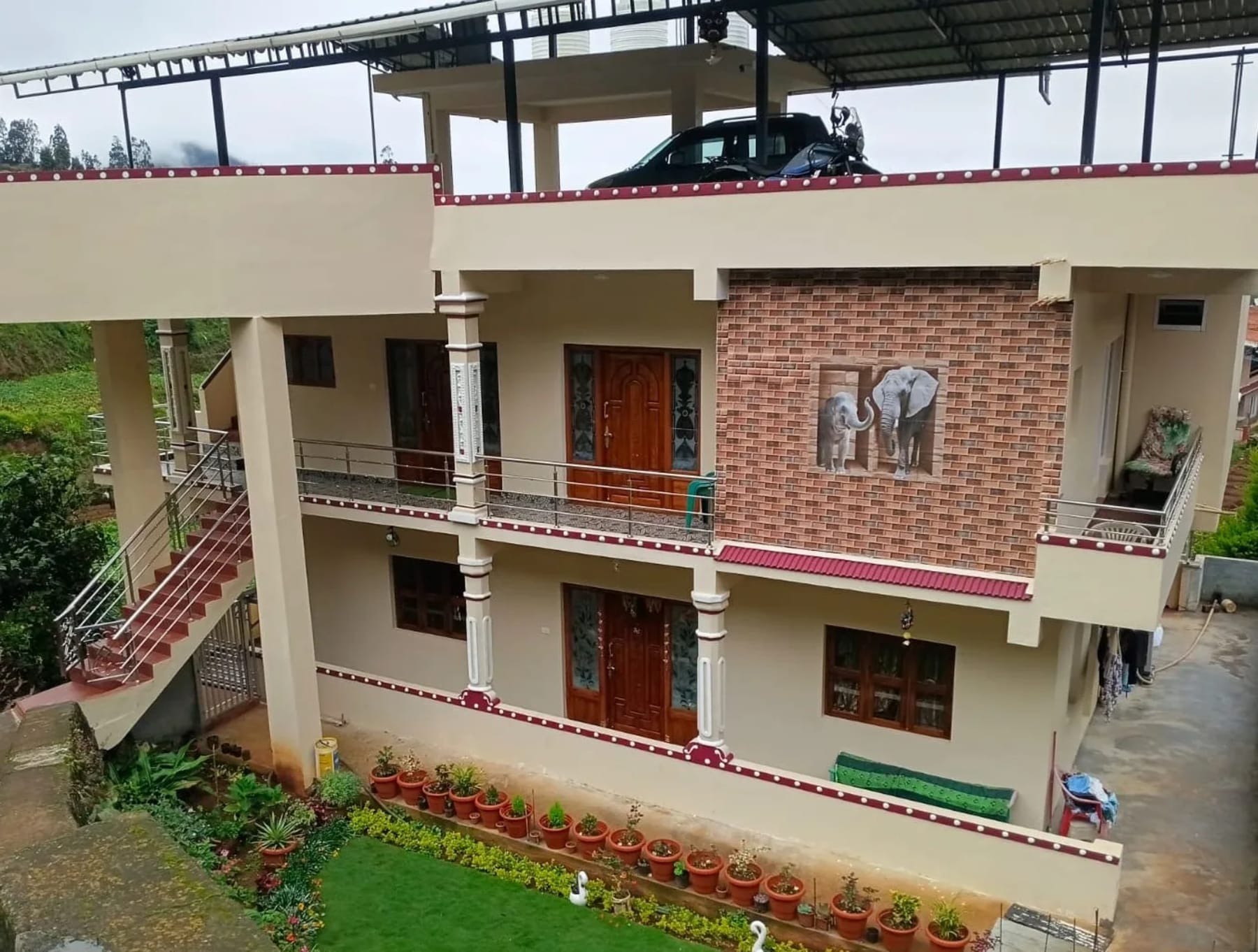 Exterior view of Yoga Jay Homestay in Ooty