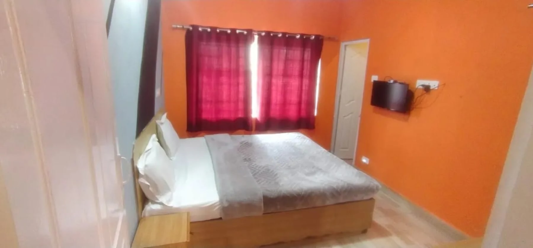 Cozy retro interior bedroom at Retro Radiance Ooty