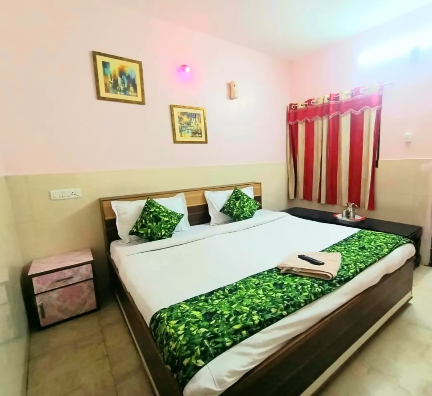 Bedroom at Pillars Residency Ooty house stay