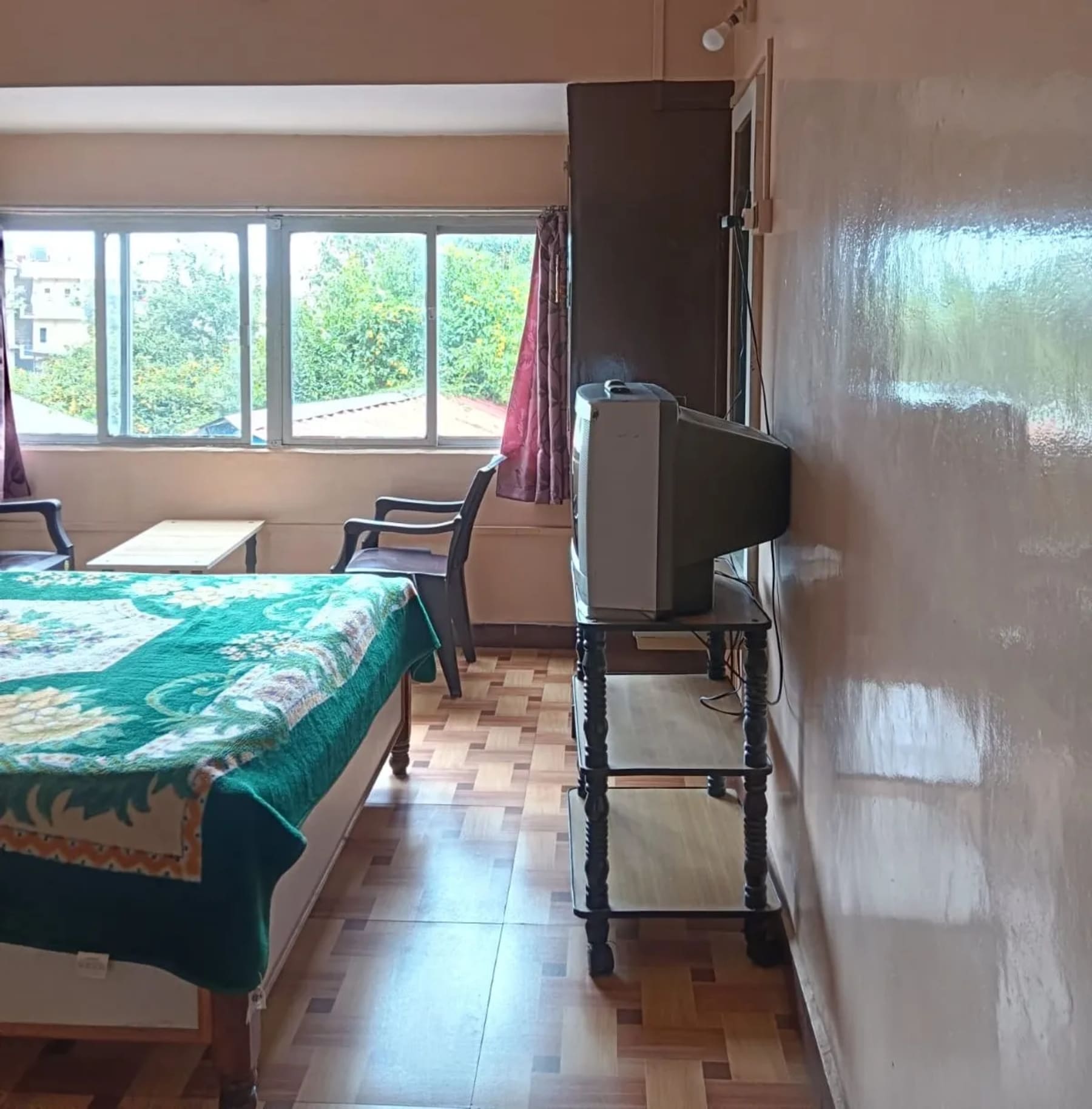 Interior room view at Greens Lodge hotel Ooty