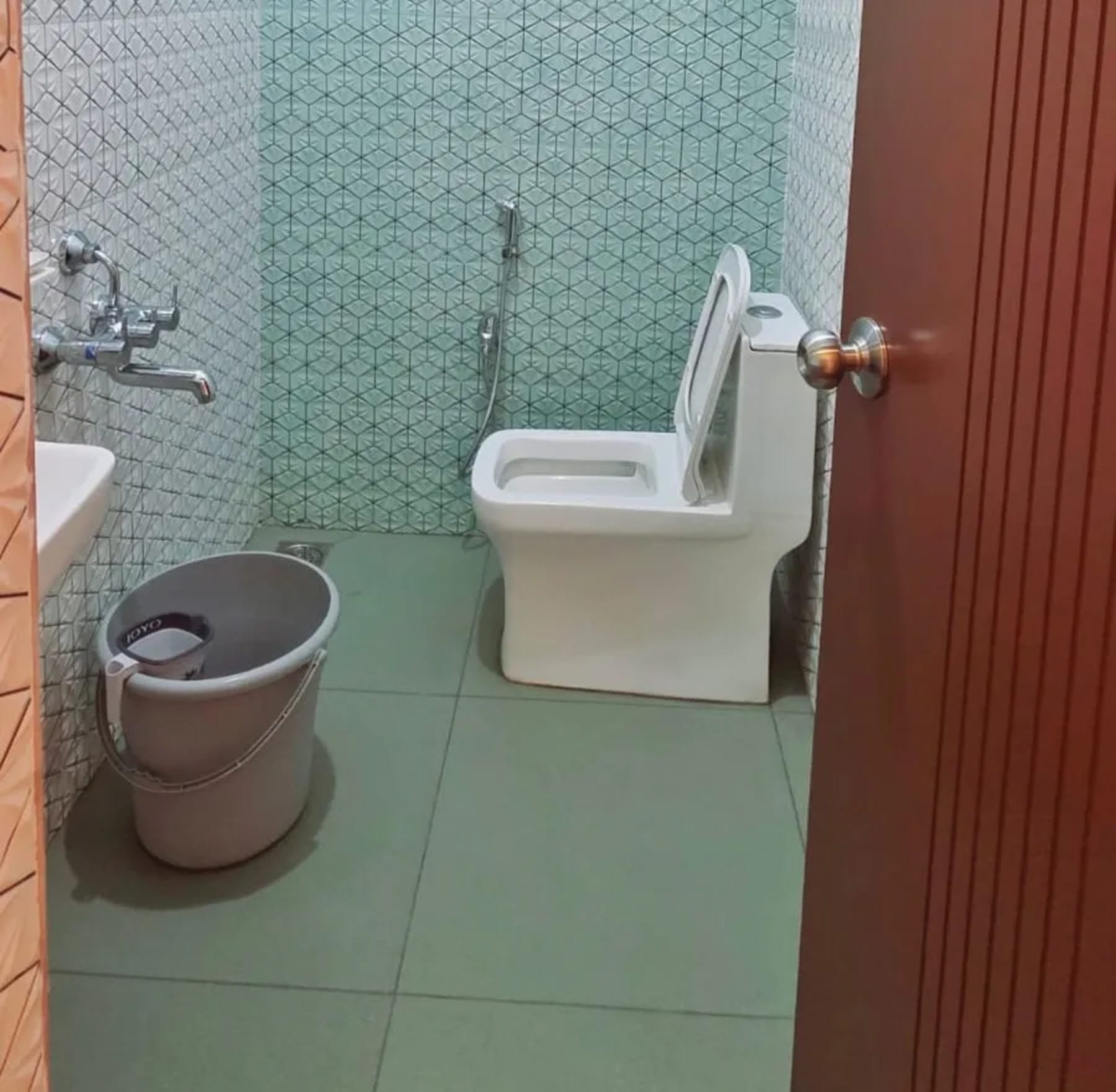 Bathroom at Grand Park Residency Ooty