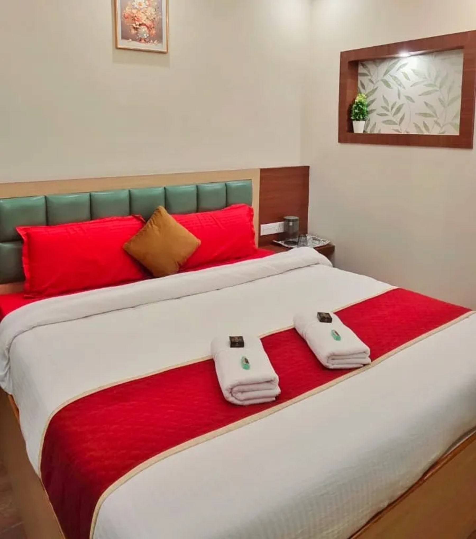 Well furnished bedroom at Grand Park Residency Ooty